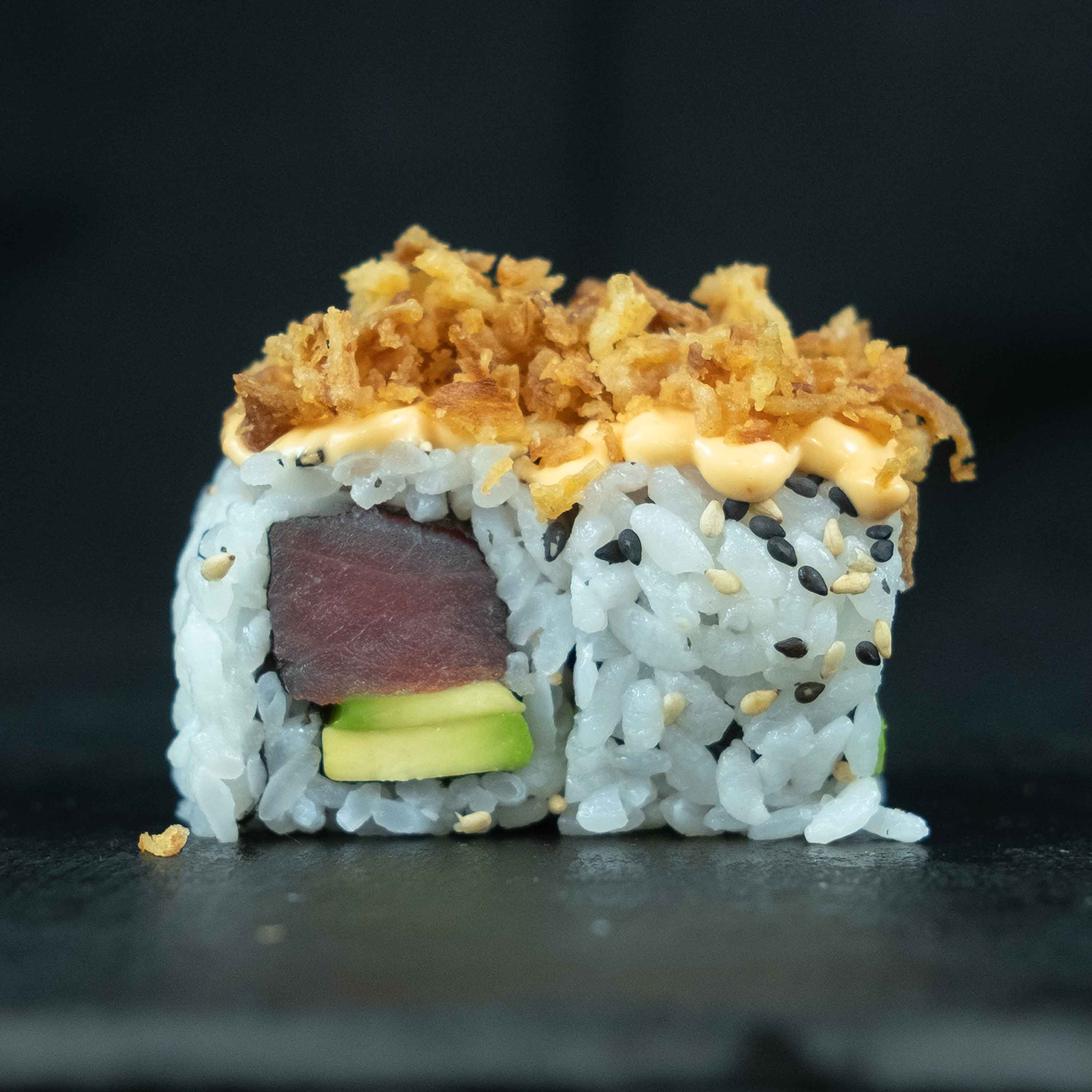 Uramaki tonno onion fry 8pz.